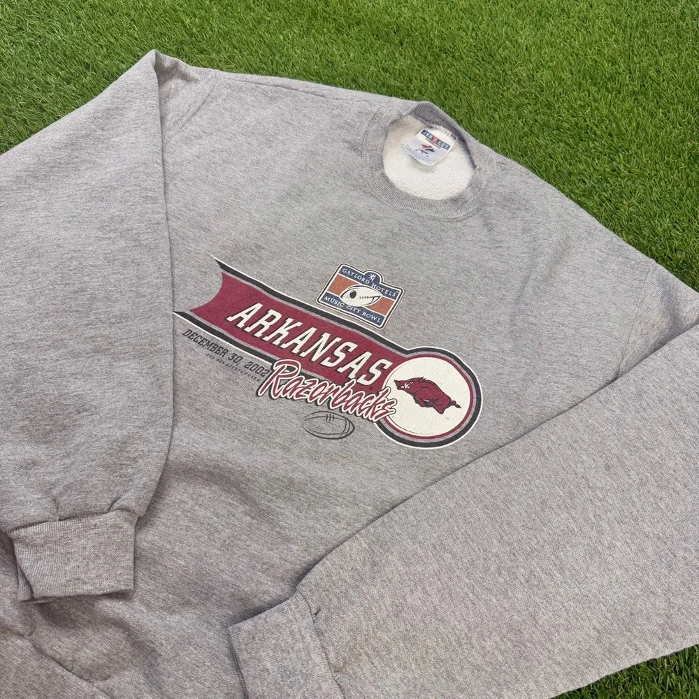 Jerzees Gray Crewneck Sweater Classic‎ Design